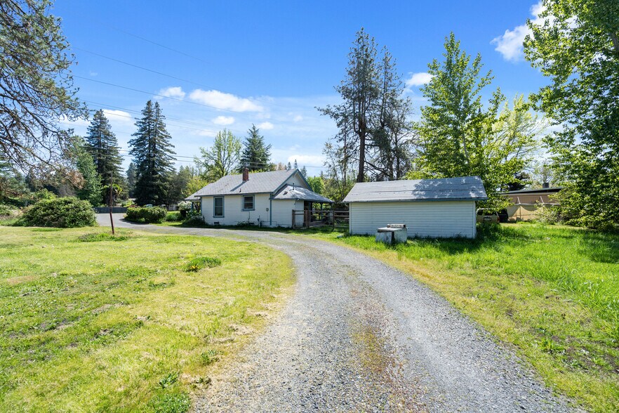 More Photos Of 815 W Harbeck Rd, Grants Pass Land For Sale