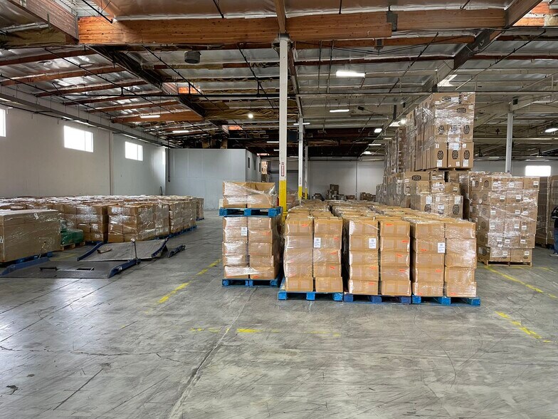 More Photos Of 14263 Gannet St, La Mirada Manufacturing For Sale