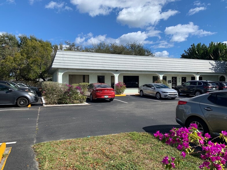 More Photos Of 449 NW 35th St, Boca Raton Loft Creative Space For Lease