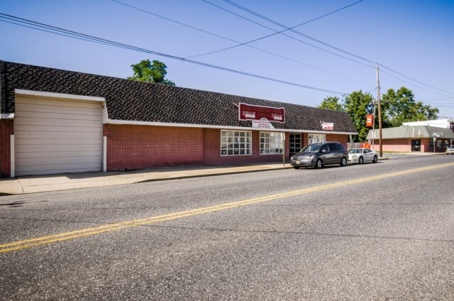 More Photos Of 337-343 S Broadway, Gloucester City Distribution For Lease