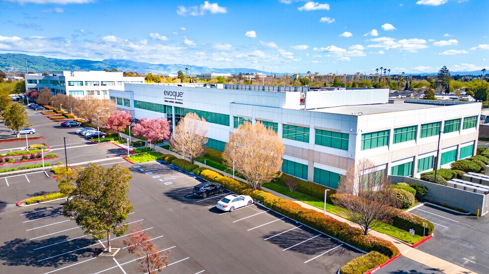 More Photos Of 400 Holger Way, San Jose Research And Development For Lease
