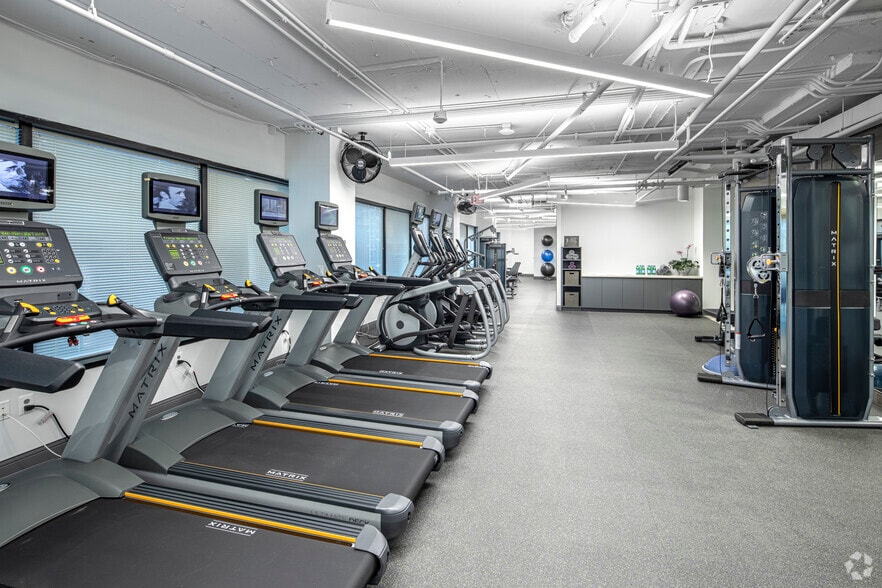 More Photos Of 1220 L St NW, Washington Office For Lease