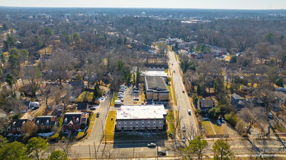 More Photos Of 3900 Forest Hill Ave, Richmond Apartments For Sale