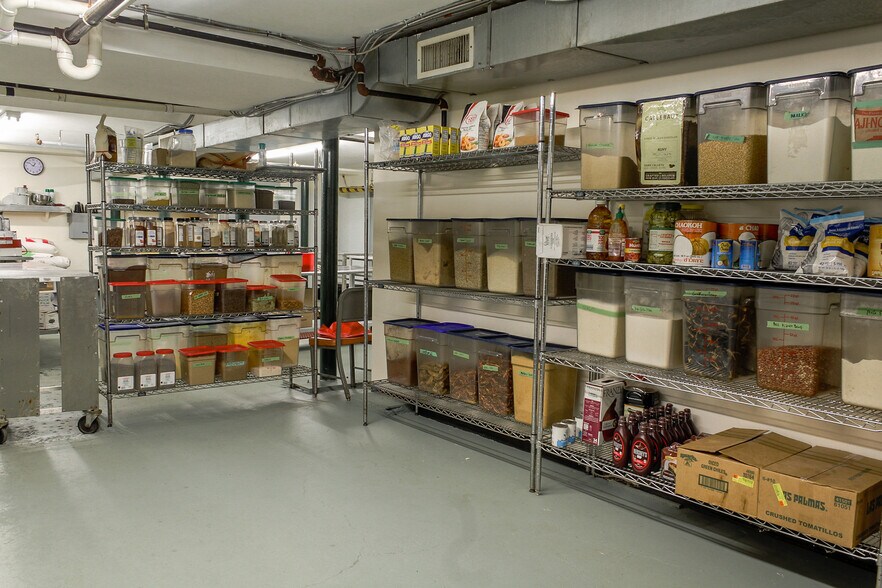 More Photos Of 919 Congress St, Portland Restaurant For Lease