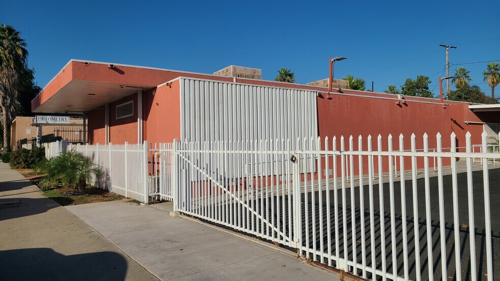 More Photos Of 630 N Park Ave, Pomona Office For Lease