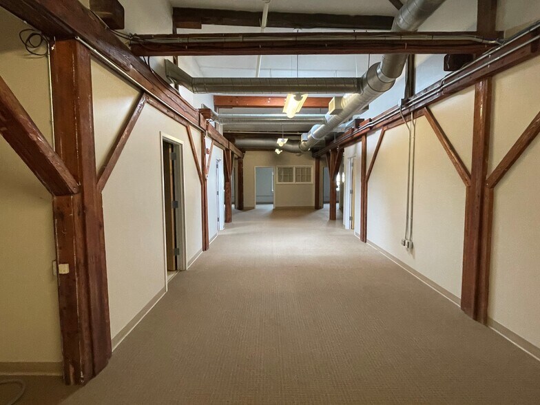 More Photos Of 20-36 Danforth St, Portland Light Distribution For Lease