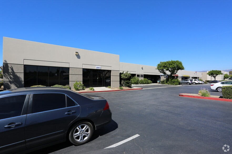 More Photos Of 10550 Ramona Ave, Montclair Warehouse For Lease