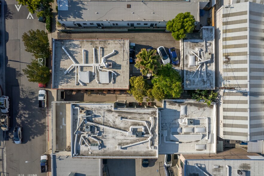 More Photos Of 1108 Tamarind Ave, Los Angeles Loft Creative Space For Sale