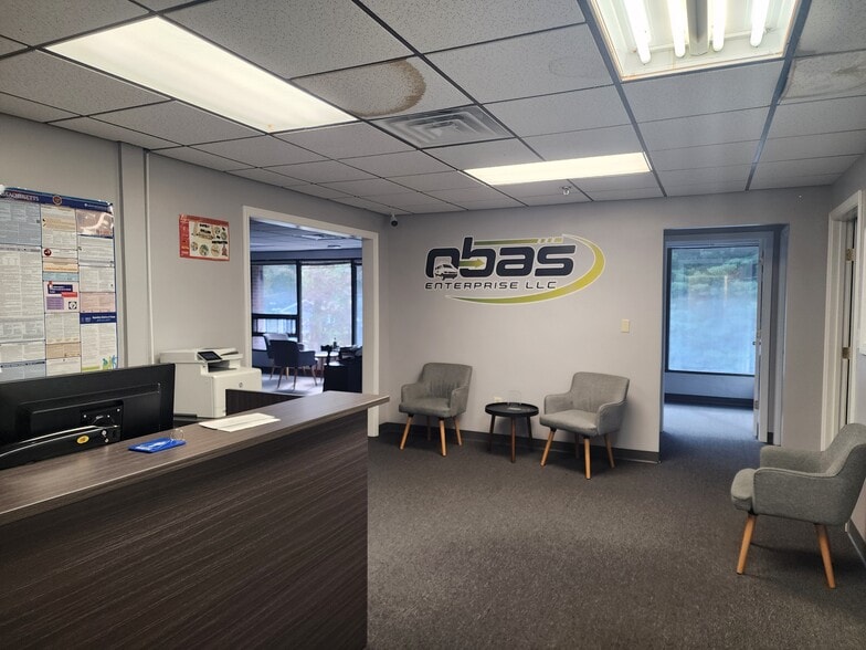 More Photos Of 274 Main St, Reading Office For Lease