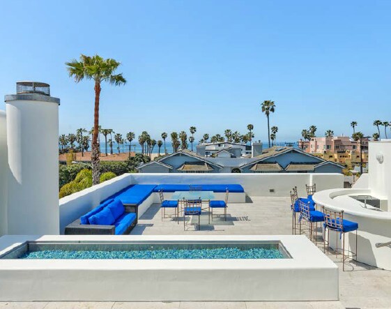 More Photos Of 2224 Main St, Santa Monica Office Residential For Sale