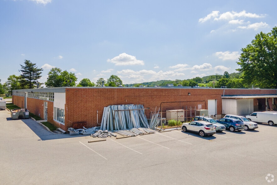 More Photos Of 271 Lancaster Ave, Frazer Manufacturing For Lease