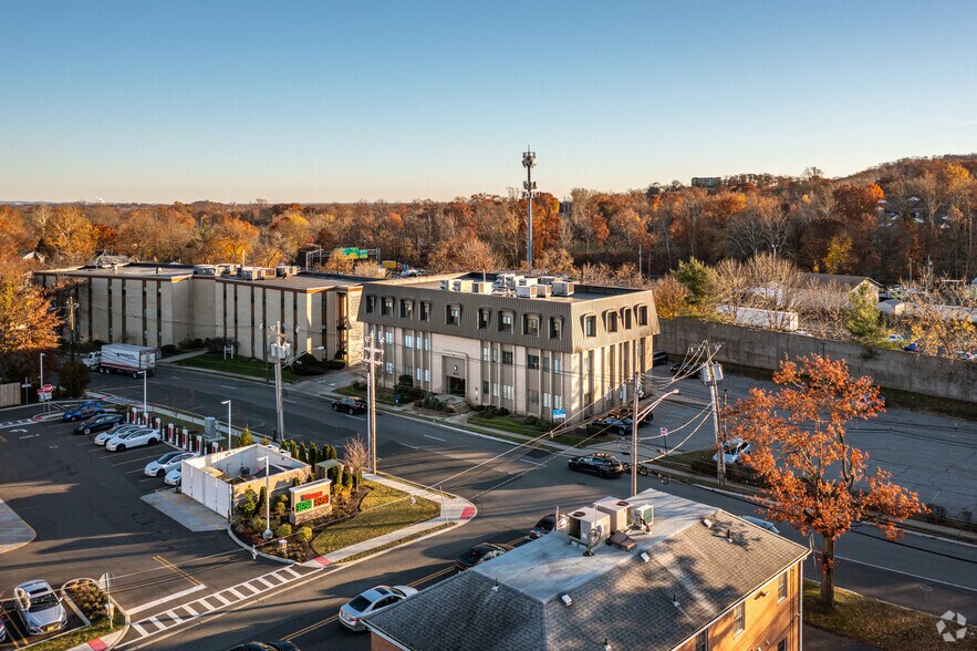 More Photos Of 675 Morris Ave, Springfield Office For Lease
