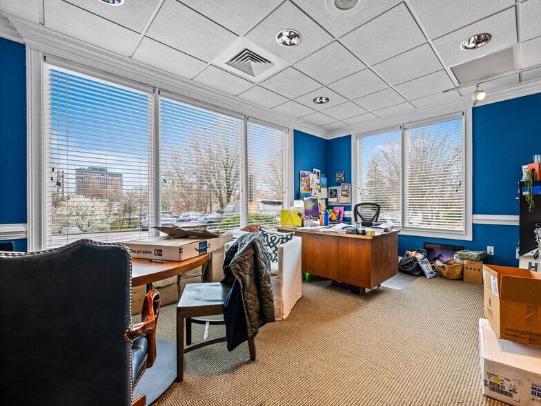 More Photos Of 77 Central Ave, Asheville Office For Sale