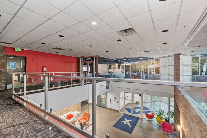 More Photos Of 382 W Park Cir, Provo Office For Sale