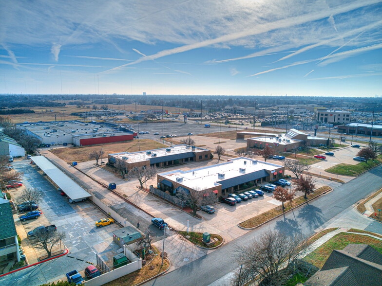 More Photos Of 11100 Stratford Dr, Oklahoma City Loft Creative Space For Sale