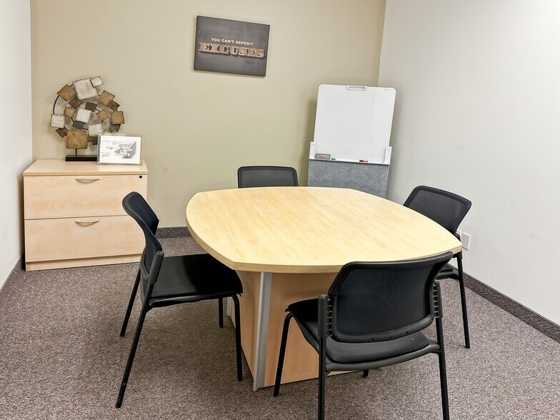 More Photos Of 1155 N Service Rd W, Oakville Coworking Space