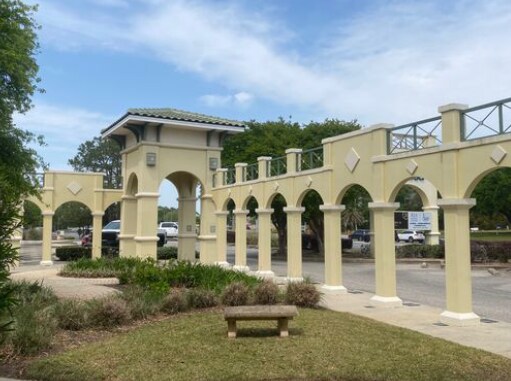 More Photos Of 1585 Gulf Shores Pky, Gulf Shores Office For Lease