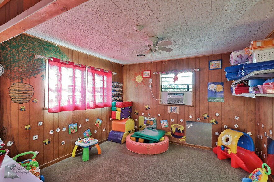 More Photos Of 6000 Buffalo Gap Rd, Abilene Daycare Center For Sale