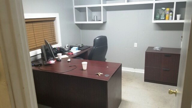 More Photos Of 1750 US-77, Davis Manufacturing For Lease