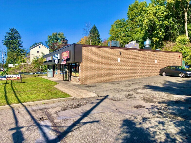 More Photos Of 192-196 N Highland Ave, Ossining Storefront For Lease