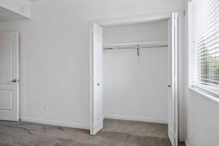 More Photos Of 3126 E. Victory Rd, Nampa Apartments For Sale