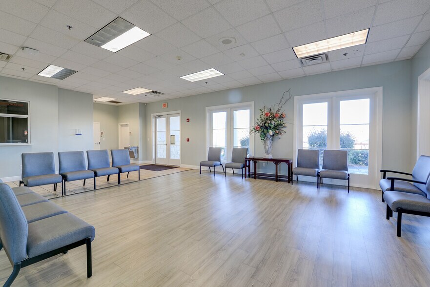More Photos Of 1221 24th Ave, Meridian Medical For Lease