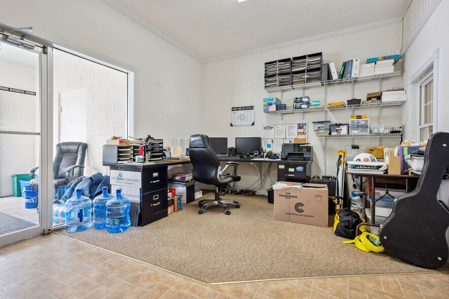 More Photos Of 1212-1216 Gum Branch Rd, Jacksonville General Retail For Sale