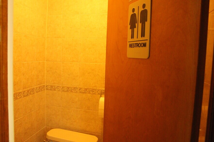 More Photos Of 1020-1030 Park Ave, Plainfield Medical For Sale