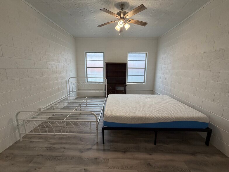 More Photos Of 204 Senter Ave, Omaha Lodge Meeting Hall For Sale