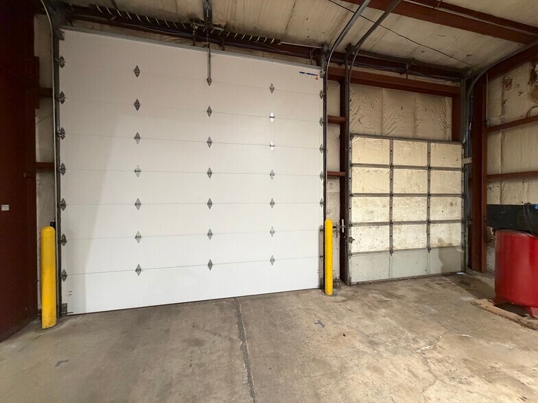 More Photos Of 9122-9124 SE 67th Ave, Portland Unknown For Lease