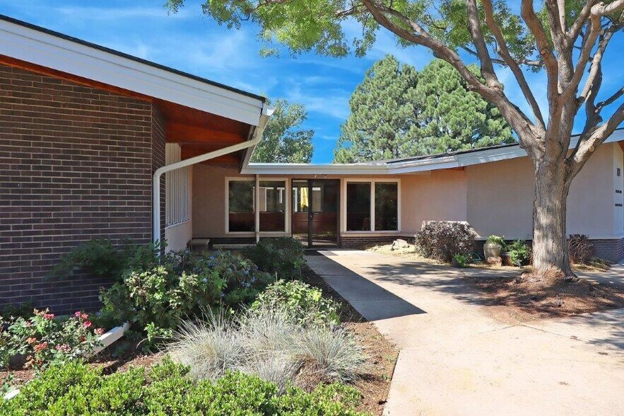 More Photos Of 2021 Clubhouse Dr, Greeley Office For Sale