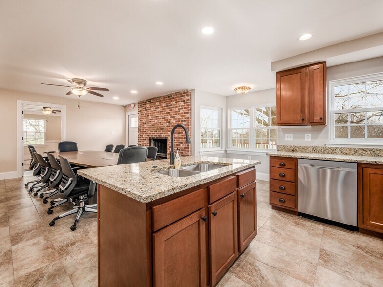 More Photos Of 8620 OH-161 Rt, Plain City Office For Lease