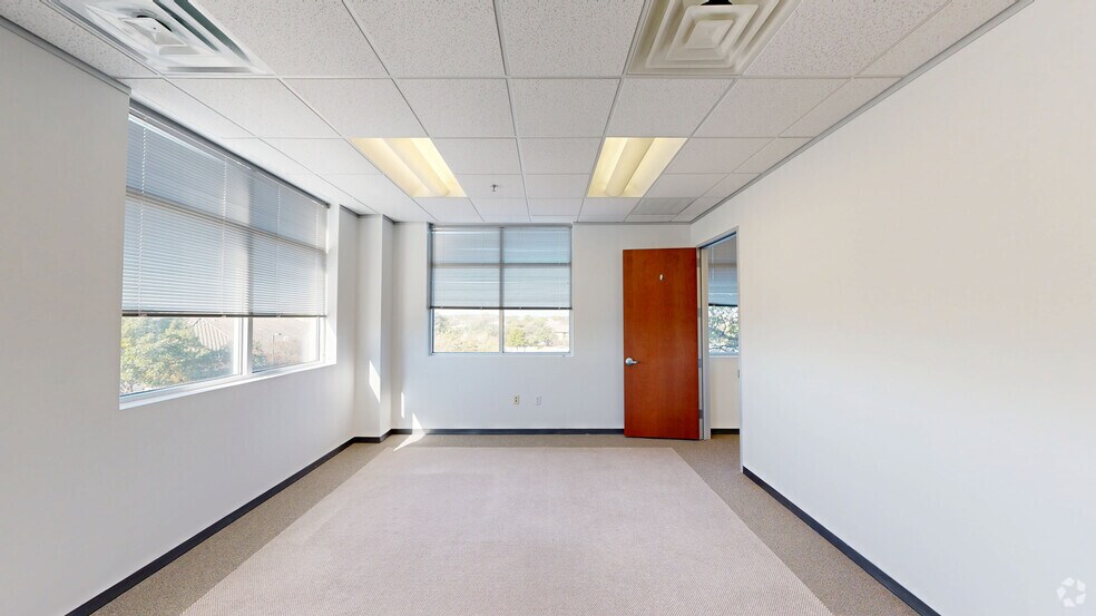 Primary Photo Of 11412 Bee Caves Rd, Austin Office For Lease
