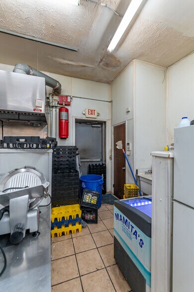 More Photos Of 1015 W Hamilton St, Allentown Multifamily For Sale