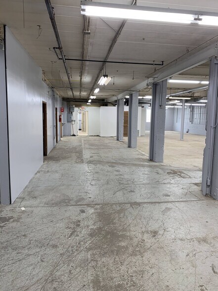 More Photos Of 420 Davis Ave, Dayton Warehouse For Lease