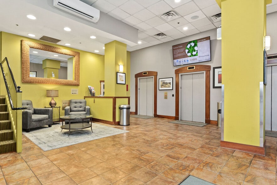 More Photos Of 301 Chestnut St, Harrisburg Apartments For Lease