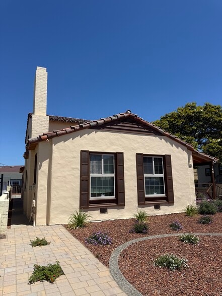 More Photos Of 140 Central Ave, Salinas Office For Sale