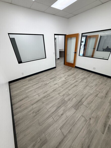 More Photos Of 1900 E Warner Ave, Santa Ana Light Manufacturing For Lease