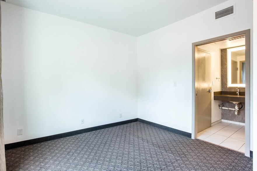 More Photos Of 11260 Point East Dr, Rancho Cordova Apartments For Sale