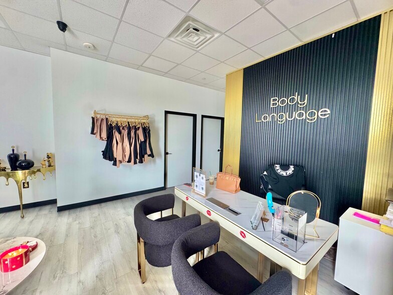 More Photos Of 251-73 Jericho Tpke, Bellerose Office For Sale