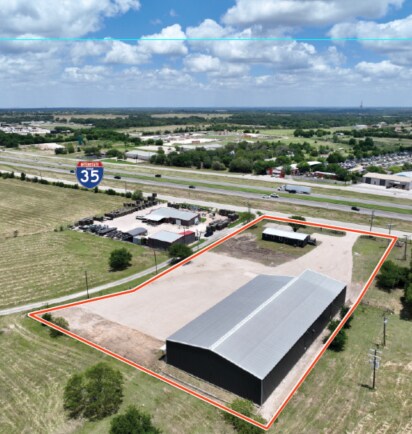 More Photos Of 4528 S Interstate 35, Alvarado Warehouse For Lease