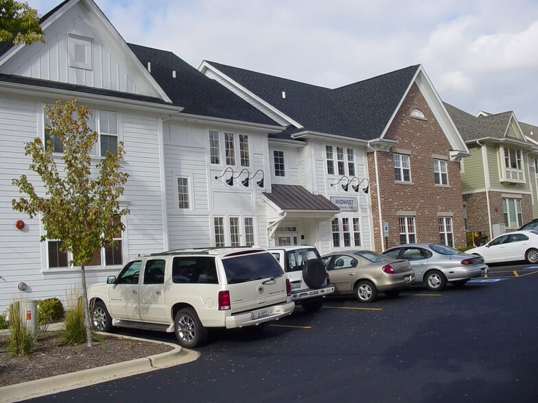 More Photos Of 409 Illinois Ave, St Charles Medical For Lease