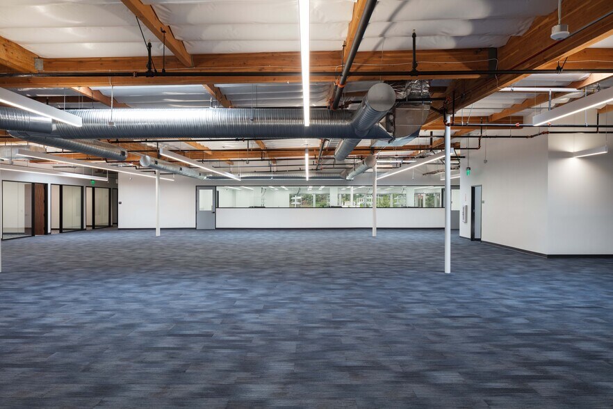 More Photos Of 6138-6150 Nancy Ridge Dr, San Diego Research And Development For Lease