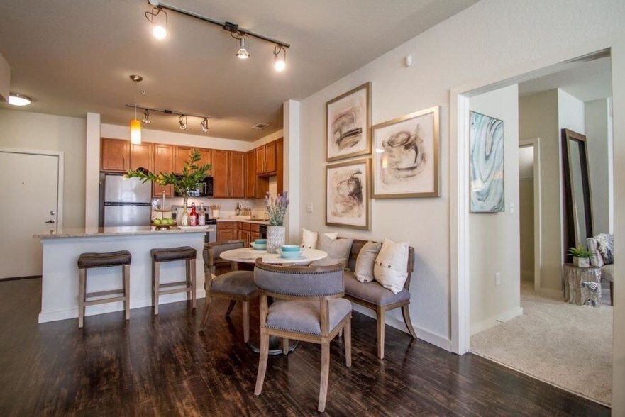 More Photos Of 410 S University Ave, Little Rock Apartments For Lease