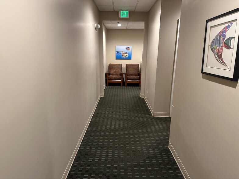 More Photos Of 8105 Birch Bay Square St, Blaine Office For Lease