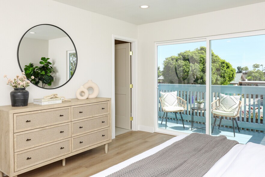 More Photos Of 658 Santa Fe Dr, Encinitas Multifamily For Sale
