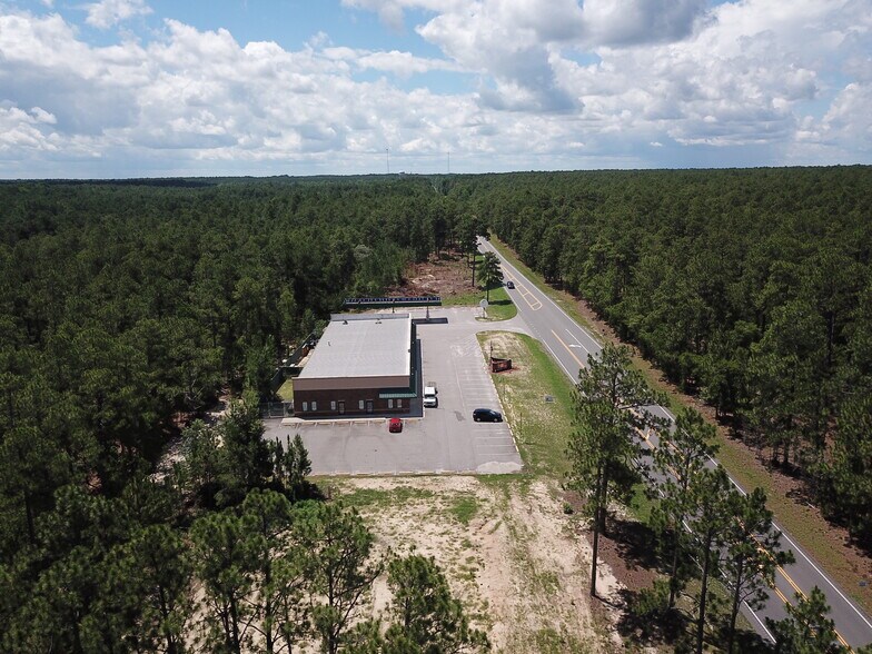 More Photos Of 30141 Aberdeen Rd, Wagram Service Station For Sale