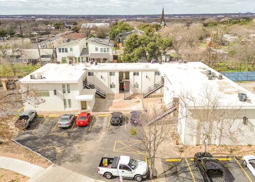 More Photos Of 7908 Gault St, Austin Apartments For Sale