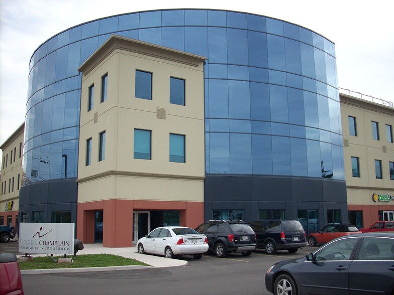 Primary Photo Of 1040 Champlain St, Dieppe General Retail For Sale