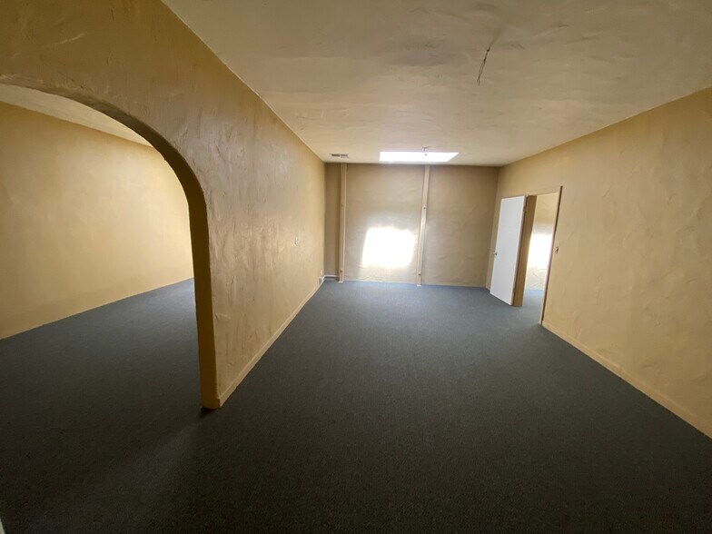 More Photos Of 231 Main St, Salinas Restaurant For Lease